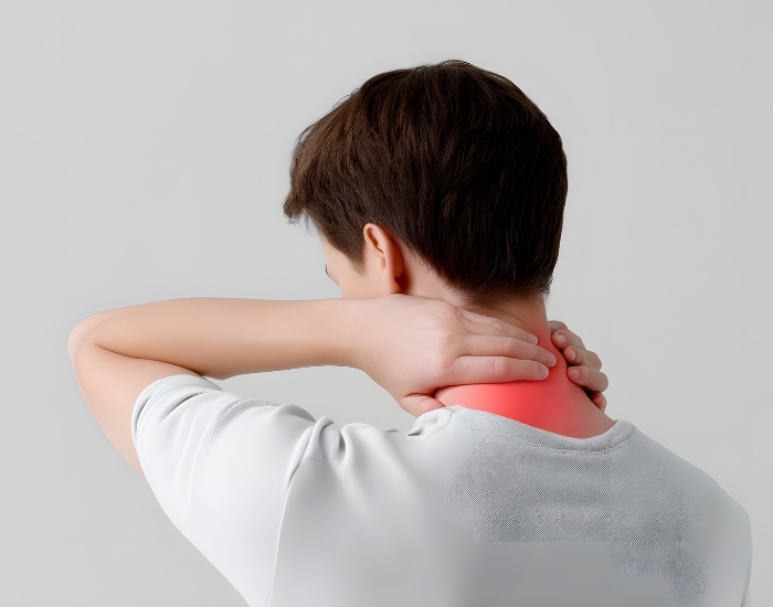 Pain Spreading to the Left Arm, Neck, Jaw, or Back | Heart Warning Signs
