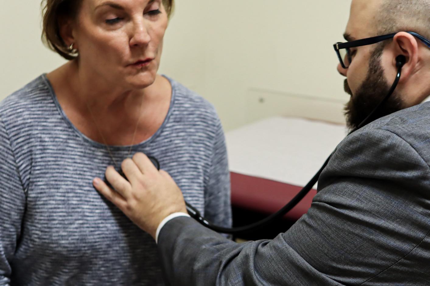 Cardiovascular care in Cypress – patient consultation